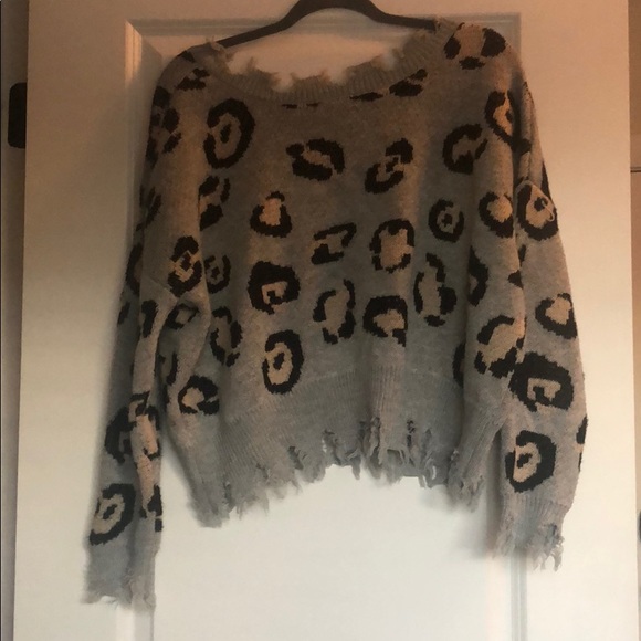 Sweater - Picture 5 of 5